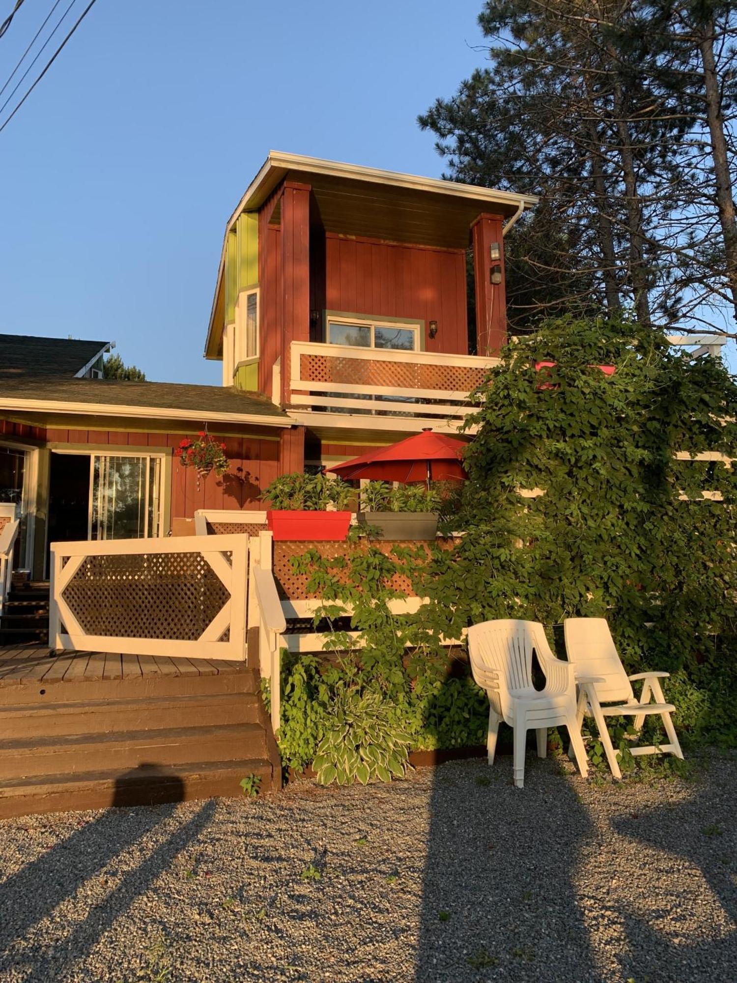 Auberge De Ferme-Neuve Lac-Saint-Paul Buitenkant foto